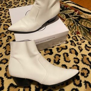 Steve Madden Cafe Bootie White Leather
